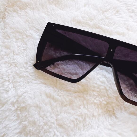 Greta Black Oversized Statement Sunglasses - Picture 2 of 11
